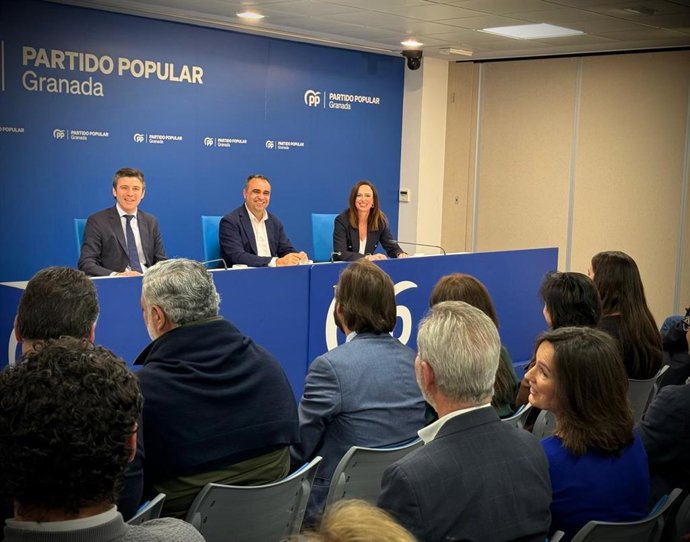 El presidente de los 'populares' granadinos, Francis Rodríguez, ha dado a conocer este viernes que el secretario general del PP de Granada, Jorge Saavedra, será el coordinador general de la campaña electoral del próximo 17M.