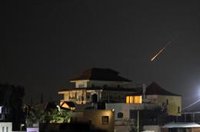EAU elimina seis misiles y nueve drones lanzados desde Irán