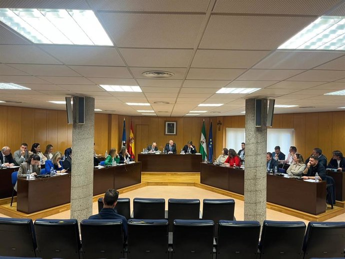 Pleno del Ayuntamiento de Roquetas de Mar (Almería).