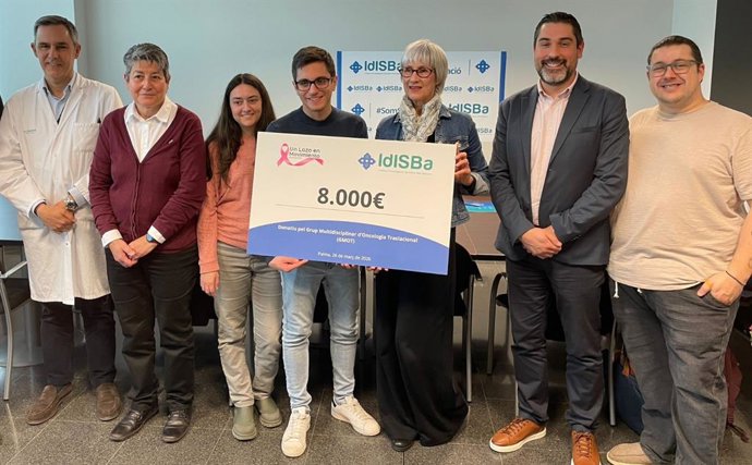 La Asociación Un Lazo en Movimiento ha renovado su convenio de colaboración con el Instituto de Investigación Sanitaria Illes Balears (IdISBa) para impulsar líneas de investigación en el ámbito oncológico.