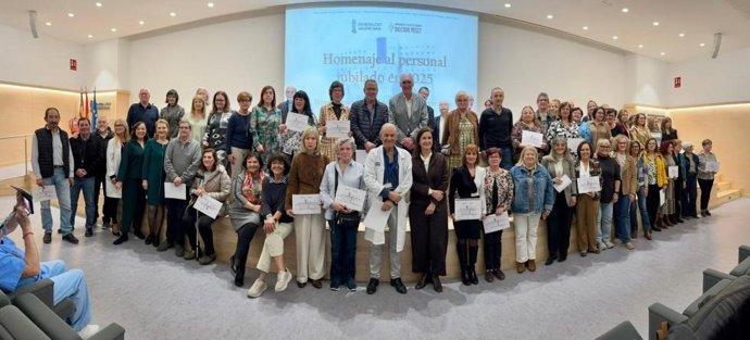 El departament de salut de València - Doctor Peset homenatja a 114 professionals jubilats el 2025