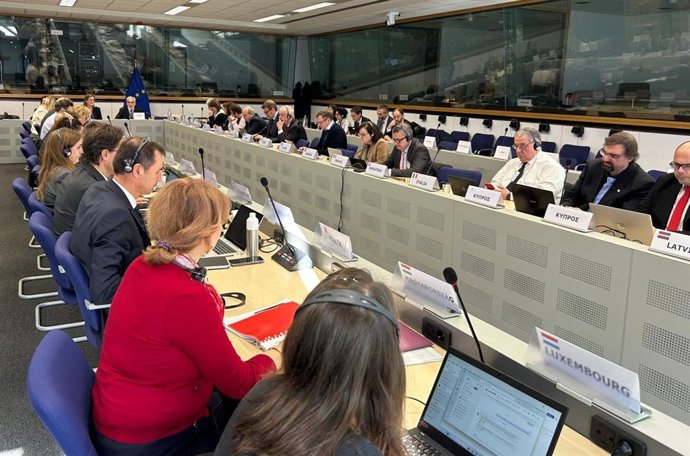 Reguladores europeos estudian crear un servicio de asesoramiento en seguridad nuclear de la UE.