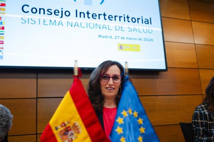 La ministra de Sanidad, Mónica García