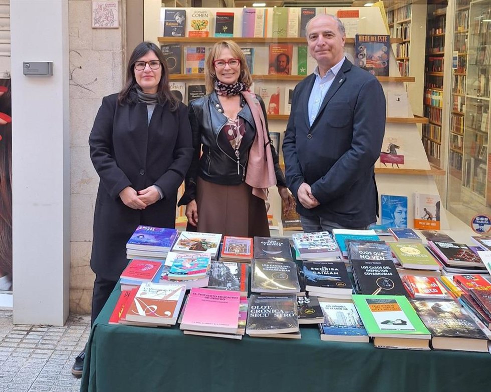 Los comercios de Palma salen a la calles en el segundo día de la feria de 'stocks' de Pimeco