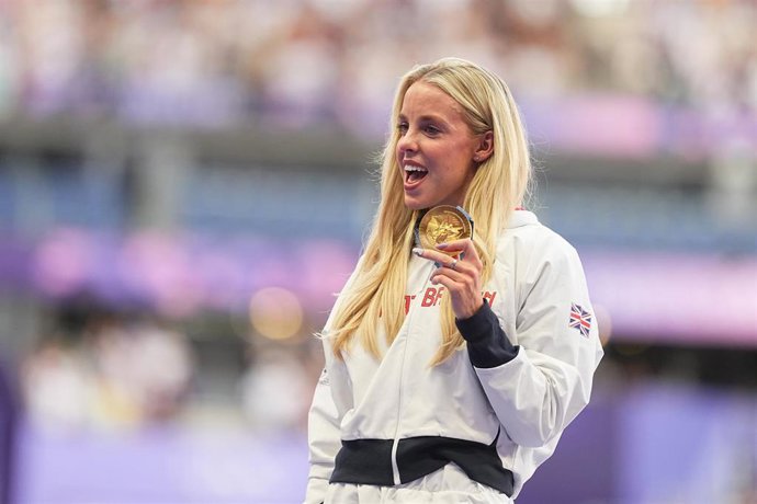 Archivo - Keely Hodgkinson, campeona olímpica de 800 metros en París 2024.