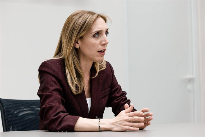 La alcaldesa de Alcorcón y vicepresidenta de la Comisión contra la Violencia de Género de la FEMP, Candelaria Testa, durante una entrevista para Europa Press