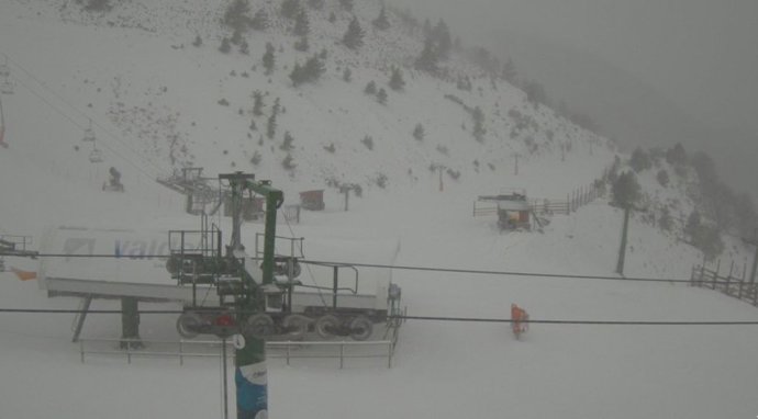 Archivo - Pista de "Principiantes" en la estación de Valdezcaray (archivo)