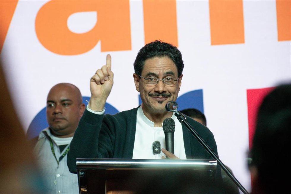 El candidato presidencial colombiano Iván Cepeda (archivo)