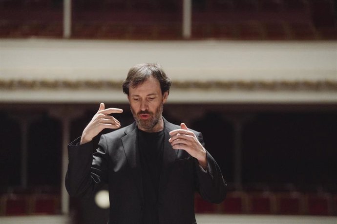 Archivo - El nuevo director artístico de FIAS, Josetxu Obregón