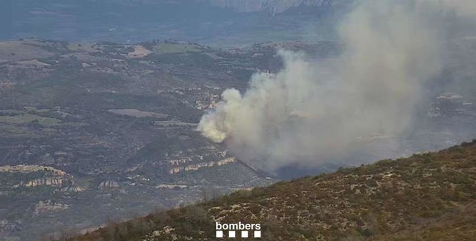 Archivo - Imagen del incendio en Llimiana