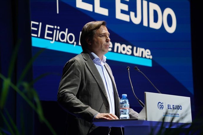 El coordinador de campaña del Partido Popular de Andalucía para las próximas elecciones autonómicas, Antonio Repullo, en el marco del IX Congreso Local del PP de El Ejido (Almería).