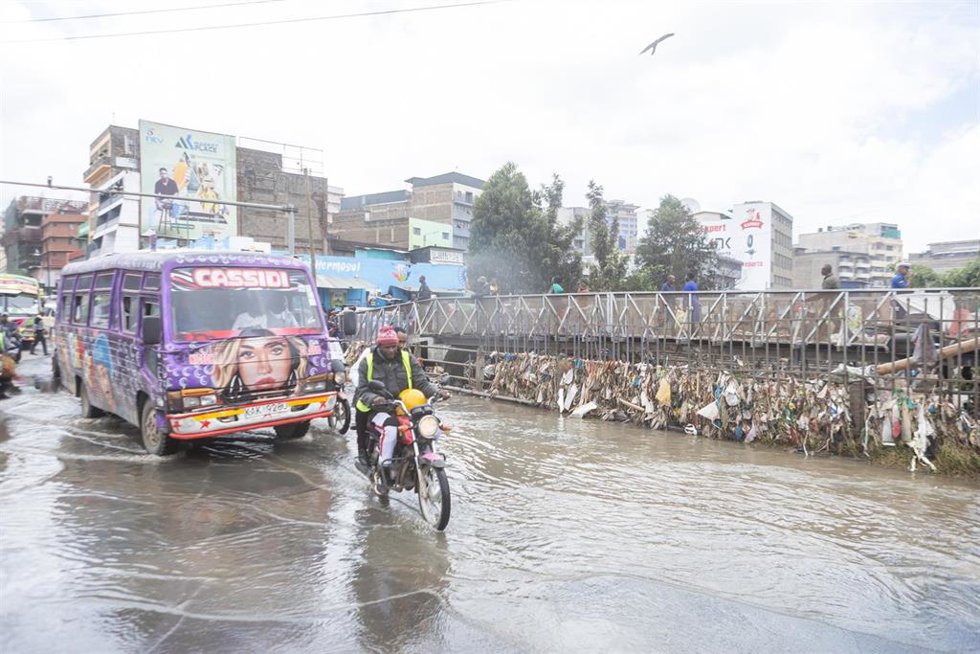 Crecidas repentinas por las fuertes lluvias en Nairobi (Kenia) 