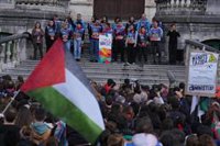 Miles de personas despiden en Bilbao la Korrika, que ha "creado un cuerpo de todos" formado en euskera