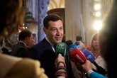 Foto: Juanma Moreno hace "un paréntesis" preelectoral ante el 17M para "disfrutar de la Semana Santa" andaluza