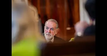 El embajador de EEUU en Israel ve en el bloqueo al patriarca católico de Jerusalén un "lamentable abuso de poder"