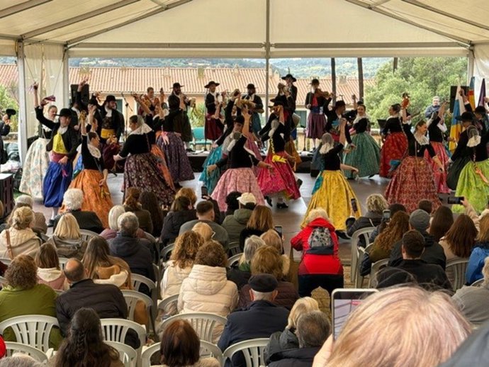 Actuaciones en la Fira d'Andratx.