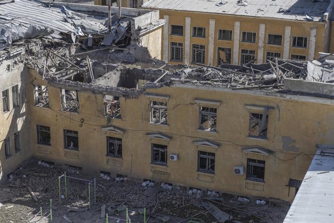 Un edificio destruido como resultado de un ataque aéreo sobre Kramatorsk, región de Donetsk, Ucrania