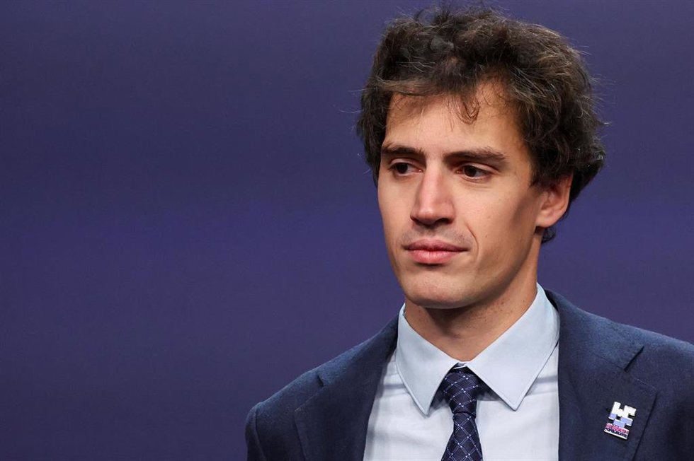 Archivo - 02 November 2023, United Kingdom, Milton Keynes: Arthur Mensch, cofounder and CEO of Mistral AI attends the second day of the AI safety summit, the first global summit on the safe use of artificial intelligence, at Bletchley Park in Milton Keyne
