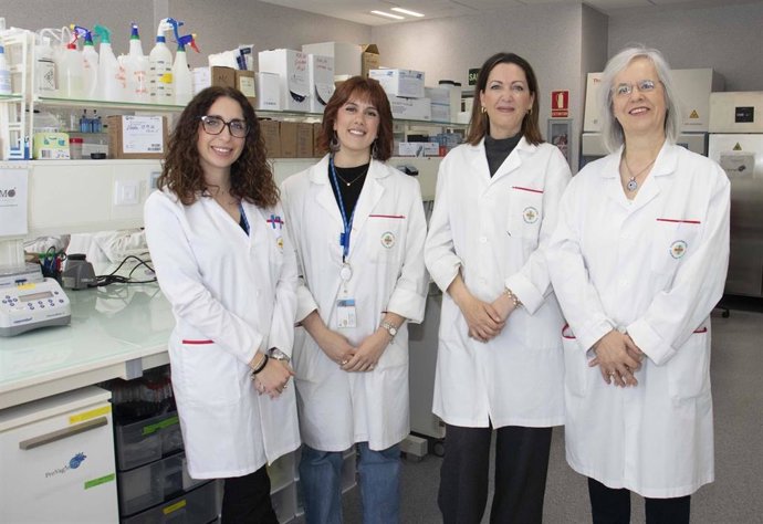 Las investigadoras de la CEU UCH Laura Montoro, Ana Marco, Clara Marín, IP del proyecto, y Teresa Pérez Gracia.