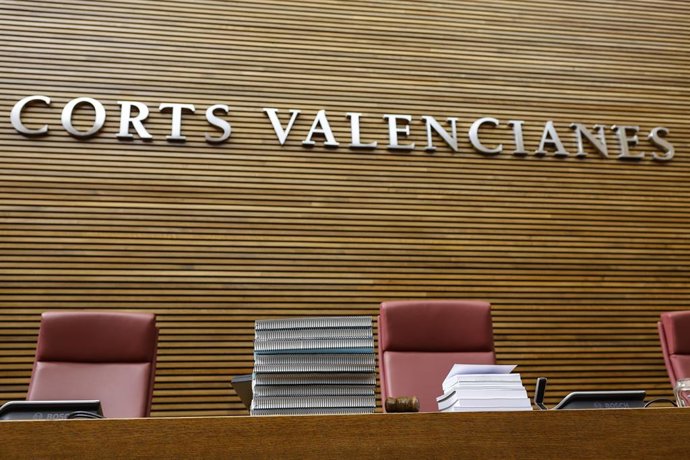 Archivo - Arxiu - Corts Valencianes, durant un ple