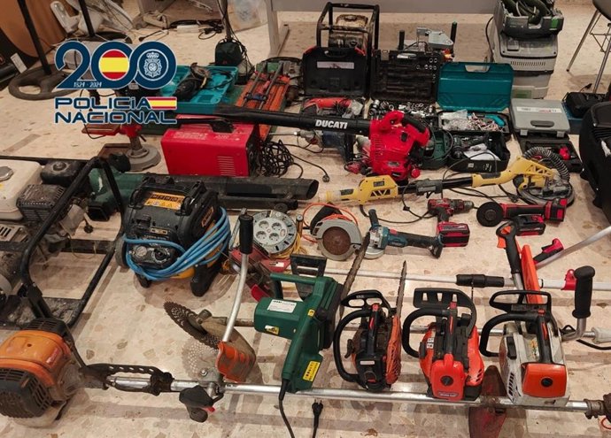 La Policía Nacional desarticula una organización criminal dedicada a la venta de drogas así como a la receptación de objetos robados