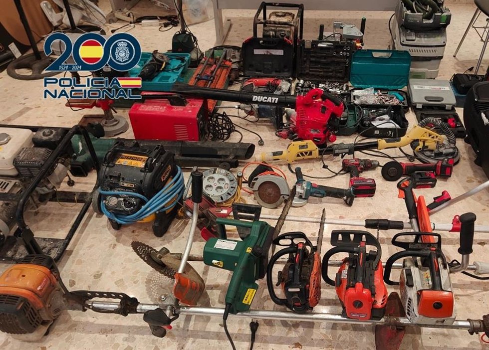 La Policía Nacional desarticula una organización criminal dedicada a la venta de drogas así como a la receptación de objetos robados