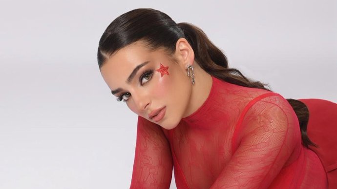 La cantante dominicana, Adri Torrón