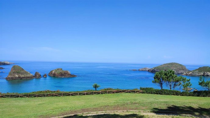 Archivo - Playa de Porcía, en El Franco.
