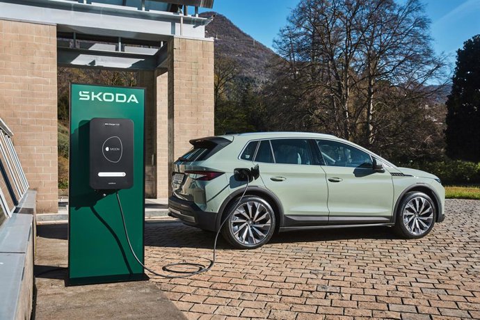 Skoda adelanta detalles de su buque insignia eléctrico, Peaq, con más 600 km de autonomía y siete plazas