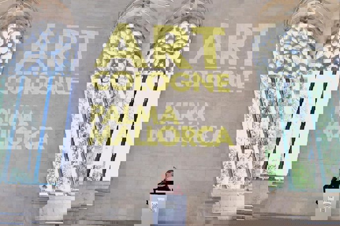 La presidenta del Govern, Marga Prohens, presenta la Art Cologne Palma Mallorca.