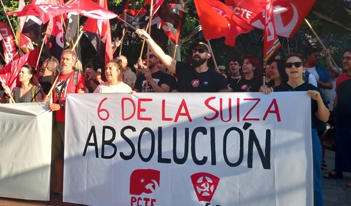 Una concentración exige en Logroño "la libertad inmediata" para "las seis de La Suiza"