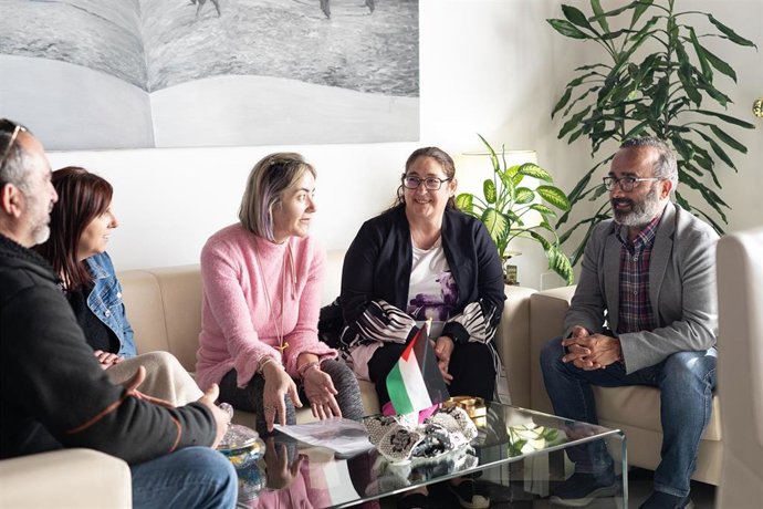 Reunión del presidente de la Diputación de Cáceres, Miguel Ángel Morales, con la Asociación Rural del Valle del Ambroz