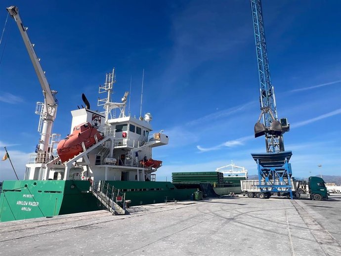 Operativa en el Puerto de Motril (Granada).
