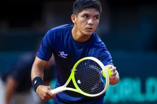 Tenis, Chile vs Serbia. Copa Davis 2026. El jugador de Chile Matias Soto es fotografiado, durante el partido de sinles de la Copa Davis valido por el Grupo Mundial, disputado en el Court Central Anita Lizana,Paque Estadio Nacuonal de Santiago,