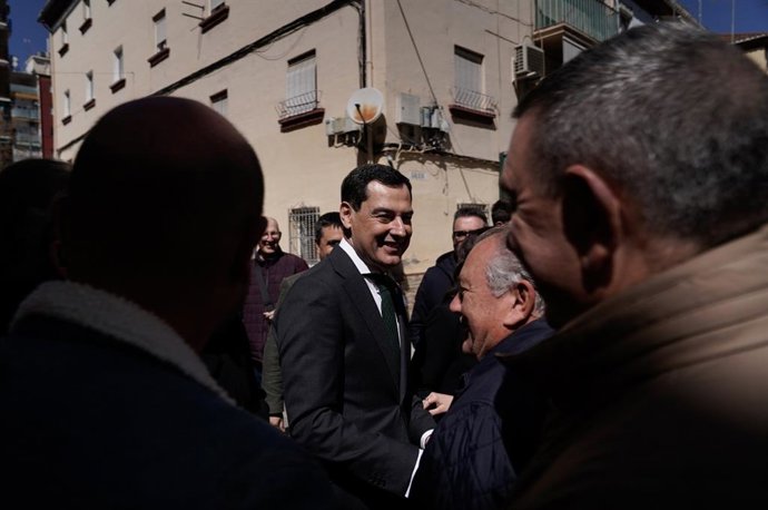 El presidente de la Junta de Andalucía y candidato del PP-A a la reelección, Juanma Moreno, este Lunes Santo, en Granada