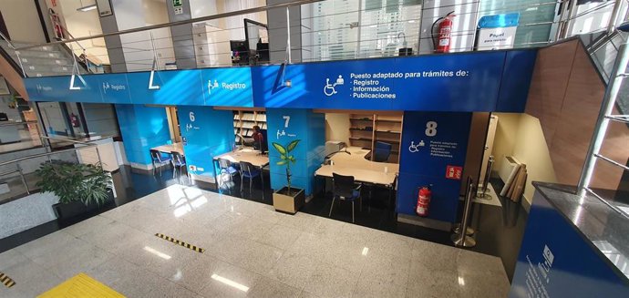 Derechos Sociales y Sanidad impulsan la primera oficina de atención ciudadana totalmente accesible en Madrid