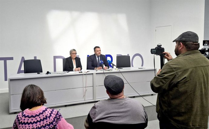 El consejero portavoz de Asturias, Guillermo Peláez, en rueda de prensa.