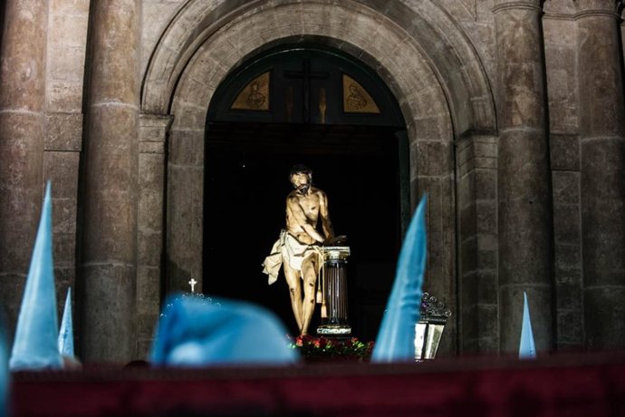 Archivo - Salida del Jesús Atado a la Columna de Gregorio Fernández.