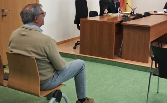 El exalcalde de Agres (Alicante) Josep Manel Francés (Junts per Agres-Compromís) en la Audiencia Provincial de Alicante,