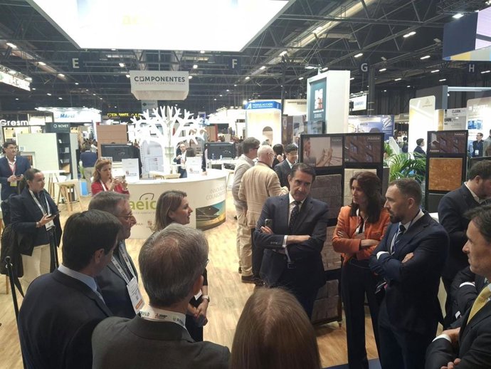 Visitan el stand  AEICE durante Rebuild IFEMA Madrid