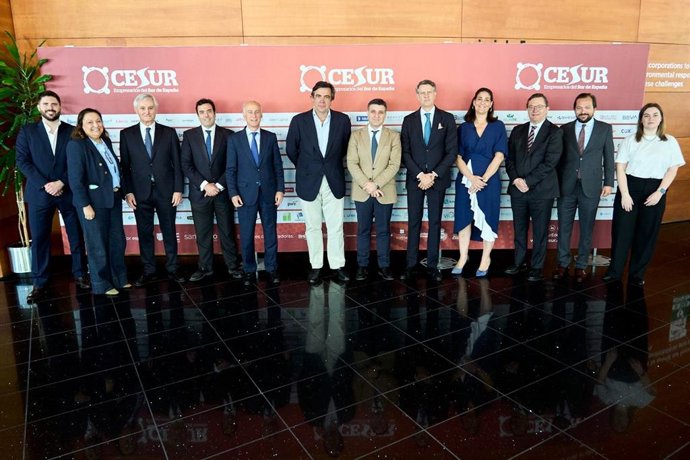 Cesur y la Asociación Española de Gestión de Riesgos y Seguros (AGERS) han celebrado en Sevilla un encuentro titulado 'Anticipar para ganar: gestión proactiva del riesgo empresarial'.