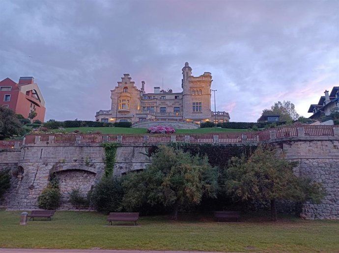 Archivo - Cielo muy nuboso.