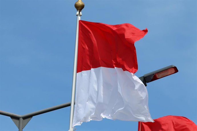 Archivo - Bandera de Indonesia en una imagen de archivo