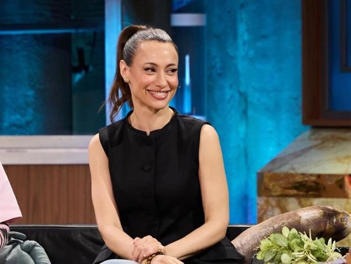 Natalia Verbeke acude a 'La Revuelta' junto a Ángela Cervantes