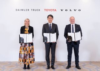 Toyota se une a Daimler Truck y Volvo Group para colaborar en tecnología de pilas de combustible