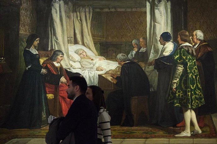 Archivo - Varias personas durante una visita al Museo del Prado de noche, a 2 de marzo de 2024, en Madrid (España). El Museo del Prado, con la colaboración de la Comunidad de Madrid y Samsung, vuelve a abrir de manera gratuita el primer sábado de cada mes