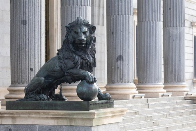 Archivo - Fachada del Congreso de los Diputados, a 5 de febrero de 2026, en Madrid (España).
