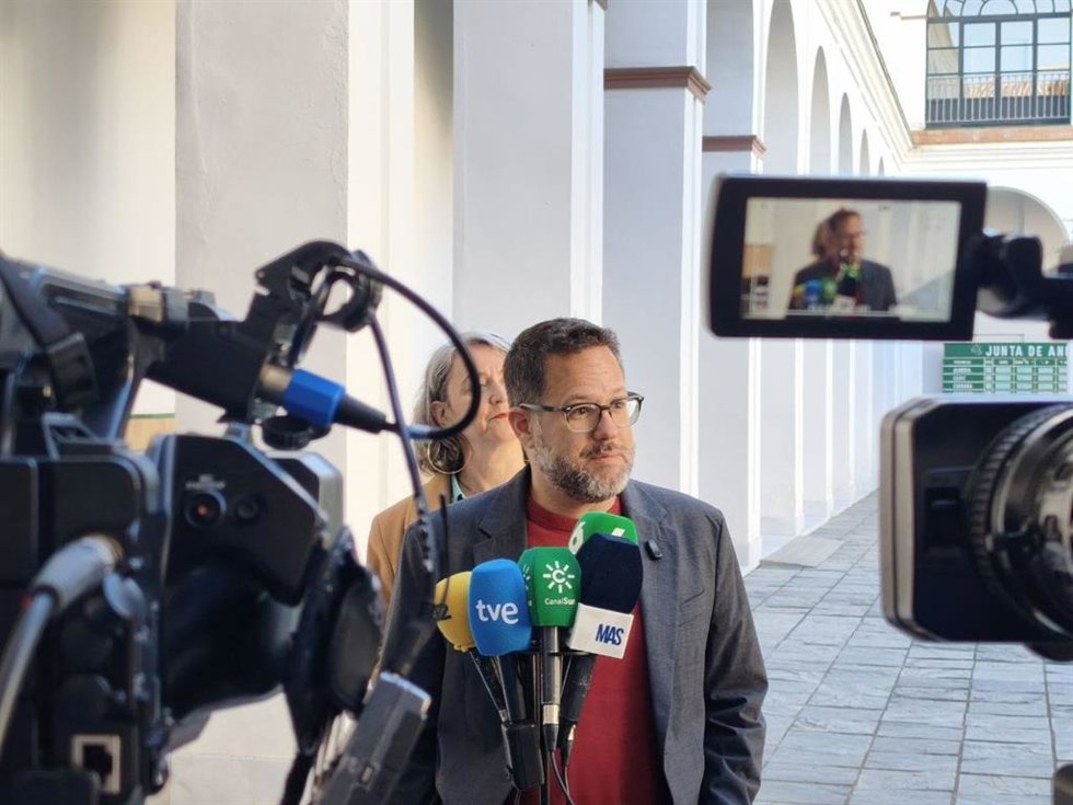 El candidato de Adelante a la Presidencia de la Junta, José Ignacio García, este martes en declaraciones a los medios.