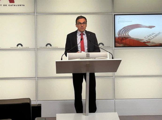 El diputat de Vox al Parlament Manuel Acosta 