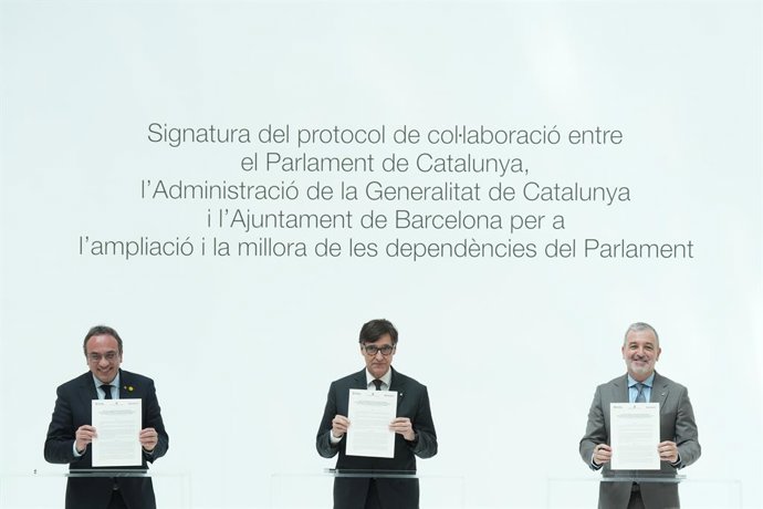 Signatura del protocol per ampliar i millorar les dependències del Parlament 